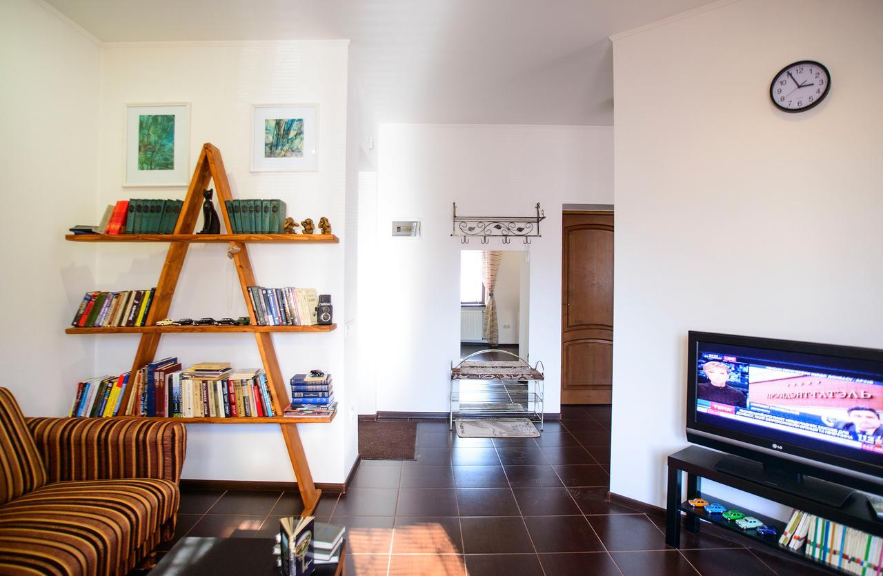 Appartement Art-House à Oujhorod Extérieur photo